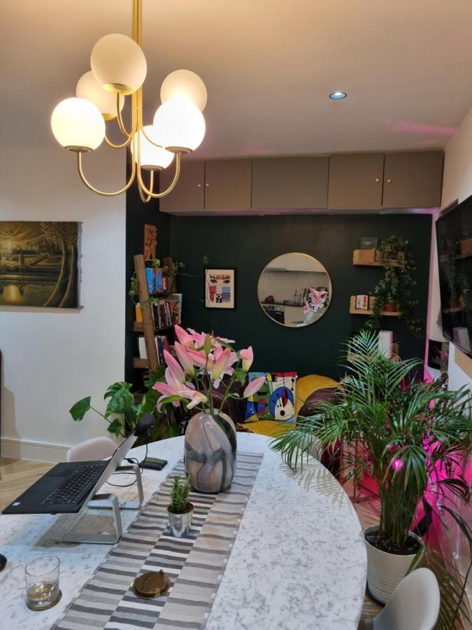 Bright Spacious Apartment In The Park لندن المظهر الخارجي الصورة